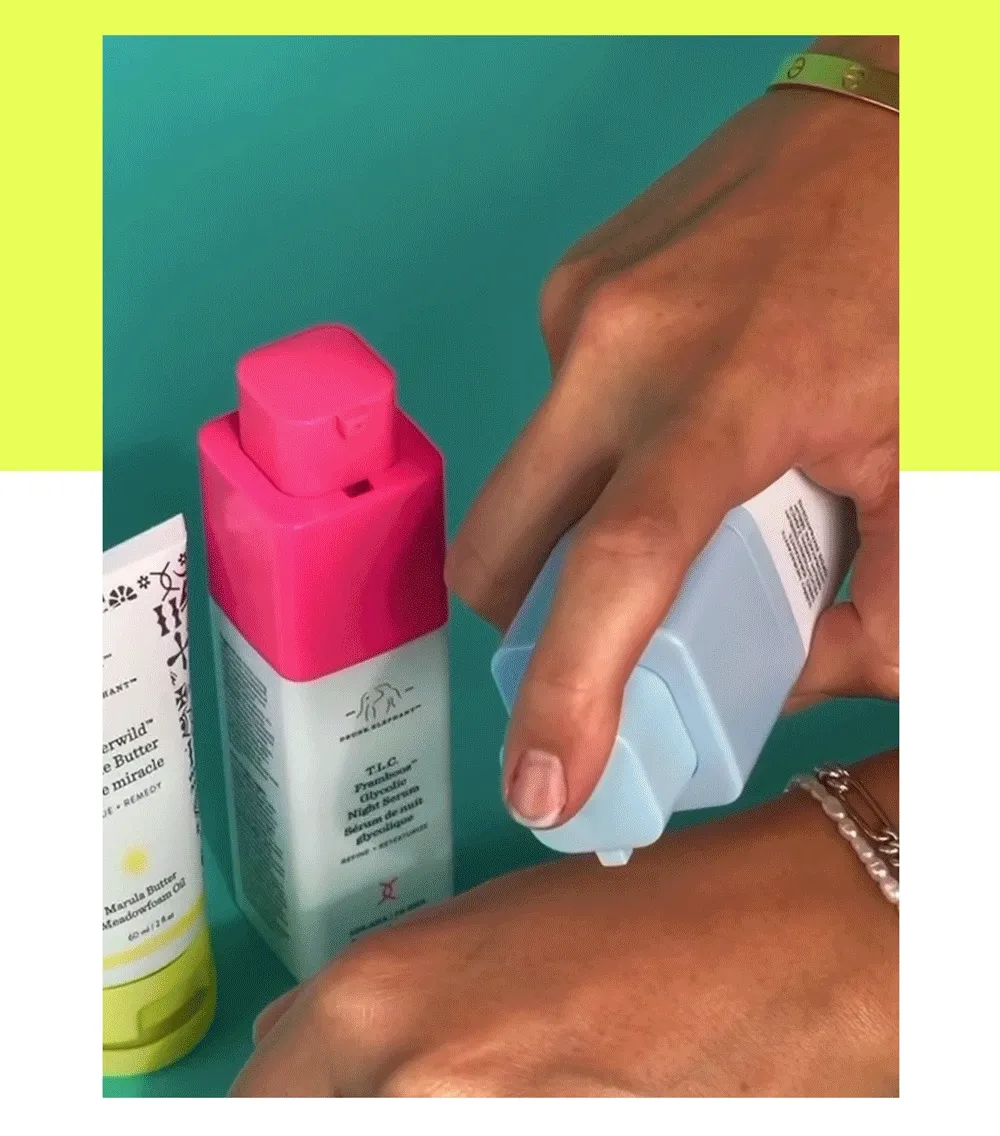 GIF of Wonderiwld, B-Hydra, and T.L.C Framboos being mixed on the top of a hand.