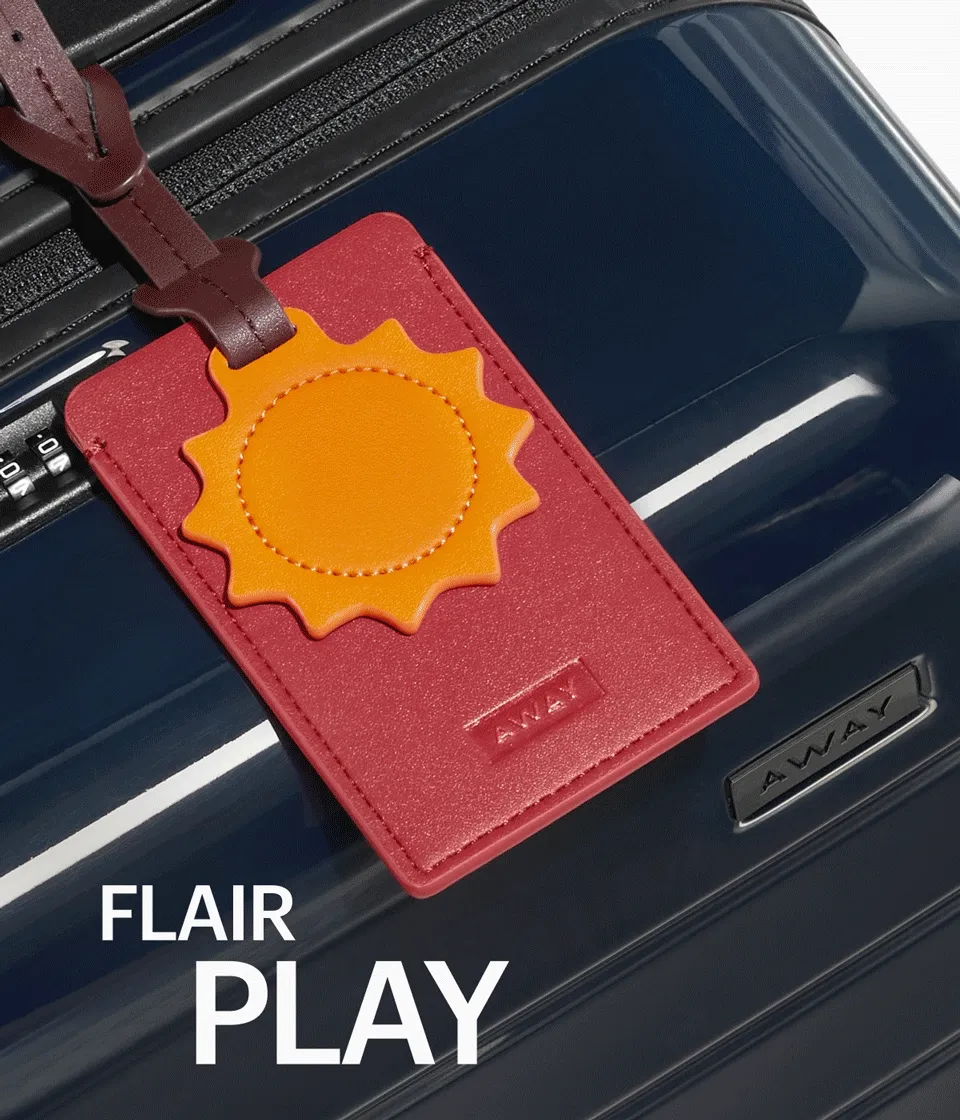 Personalize your Away luggage and bags with all-new charms and attachable circle pouches in new colors. Plus, meet the newest member of the Everywhere family, for your small goods: The Micro Everywhere Bag.