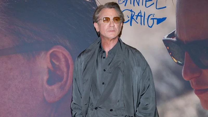 Daniel Craig