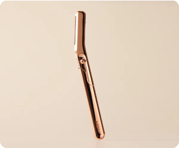 Leaf Dermaplaner in Rose Gold