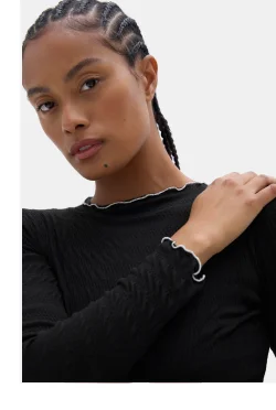 Shop the Ynes Top in Black