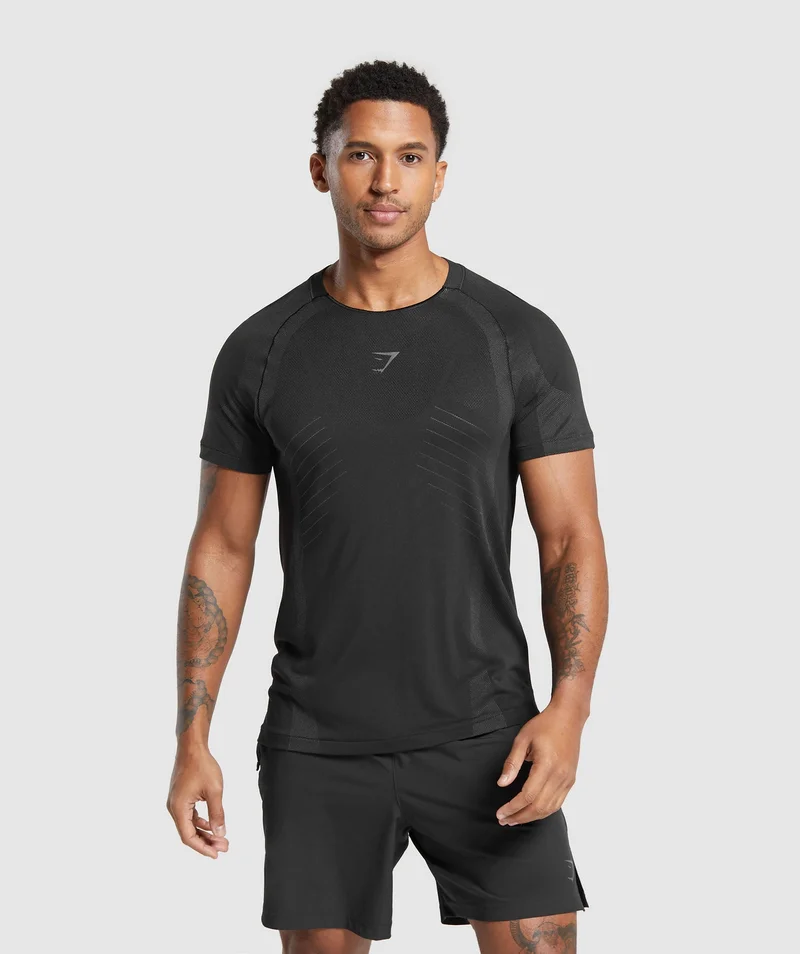 APEX ft APEX SEAMLESS TEE. BLACK/DARK GREY.