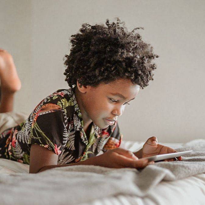 10 Things Kids Should NEVER Do Online