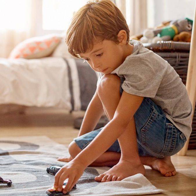 35 Indoor Activities for Hot Summer Days