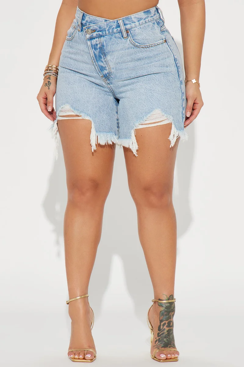 Image of At A Glance Crossover Denim Shorts - Light Wash