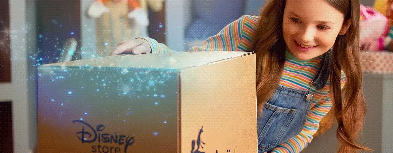Disney Store Box with Sparkles Glaring