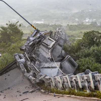 Thousands of earthquakes occur every day. Most are too minor to feel but strong earthquakes can cause massive destruction—like this bridge that collapsed in Taiwan after an magnitude 6.8 earthquake in September 2022 caused severe damage across the country.