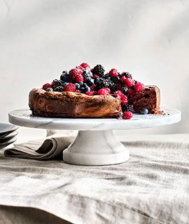 marbled flourless chocolate meringue cake