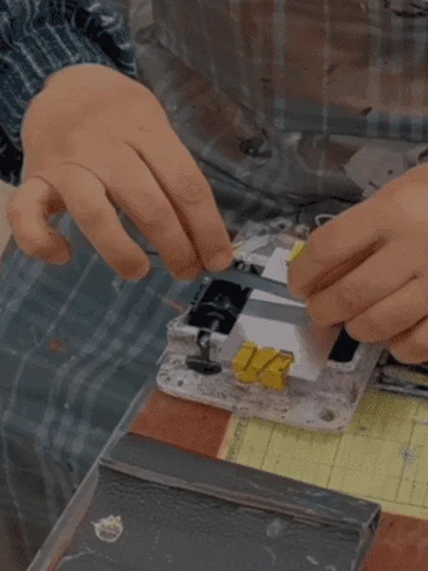 GIF