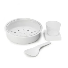 Image of durable accessories that comes with the nutribullet EveryGrain Cooker