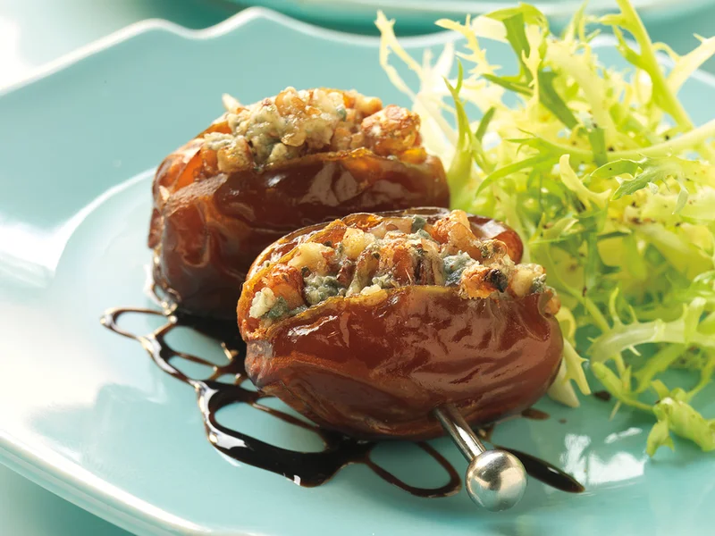 Apple-Glazed Ham with Sweet Potatoes