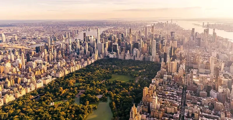 Book a last-minute flight, for less