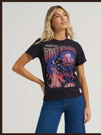 Moon Reg Fit Tee In Black
