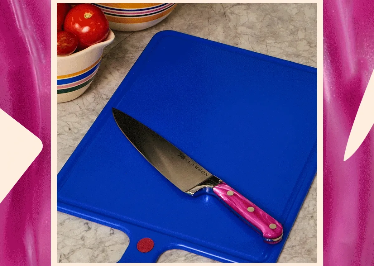 Knife, cutting board gif