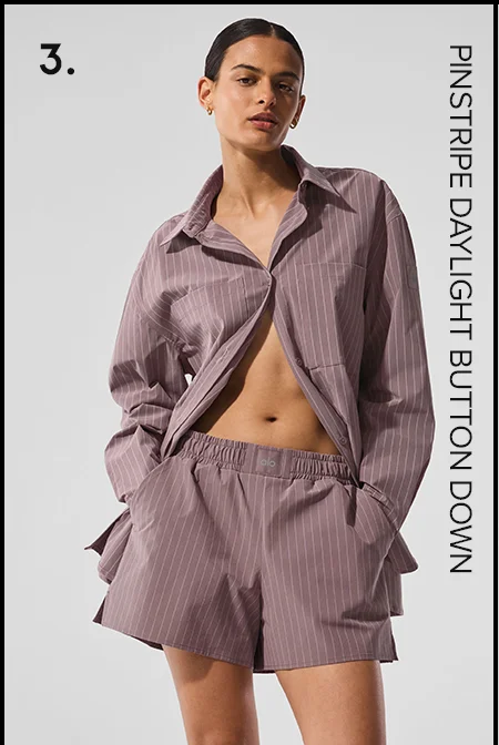 PINSTRIPE DAYLIGHT BUTTON DOWN