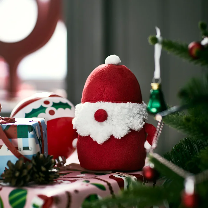 Santa on a Shelf Scavenger Hunt