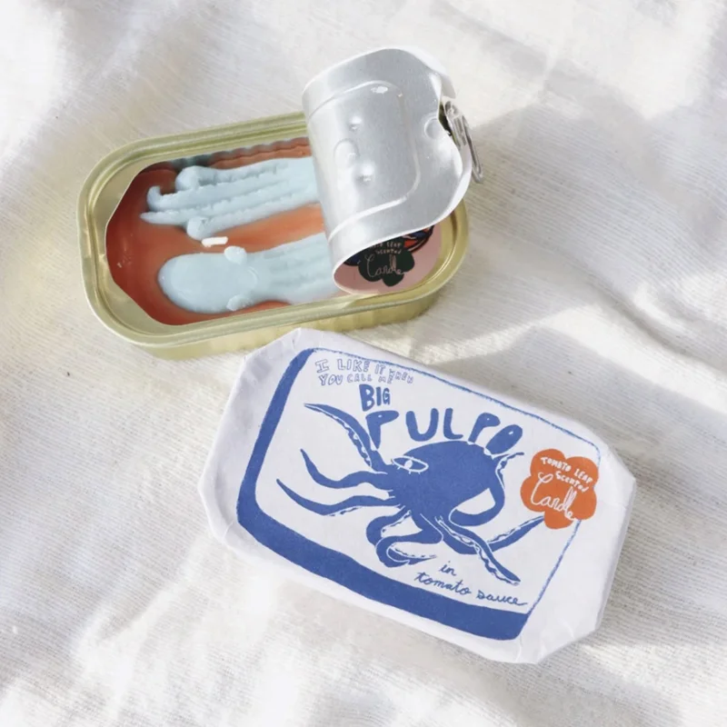 Image of Pulpo in Tomato Sauce Tinned Candle