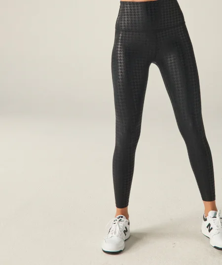 Houndstooth High Waisted Midi Legging