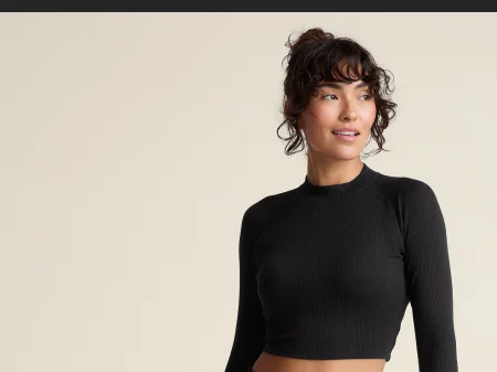 Contours Mock Neck Cropped Top