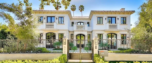 Find the perfect private home rental for a weekend getaway.
