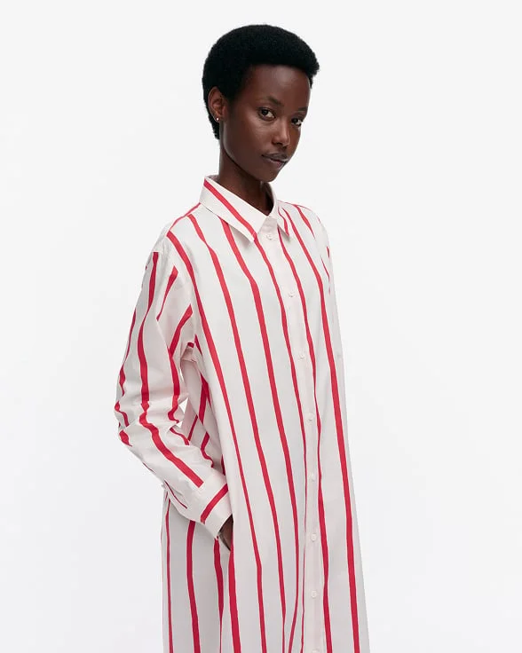 Muovata Puhveli Dress Muovata Puhveli Dress