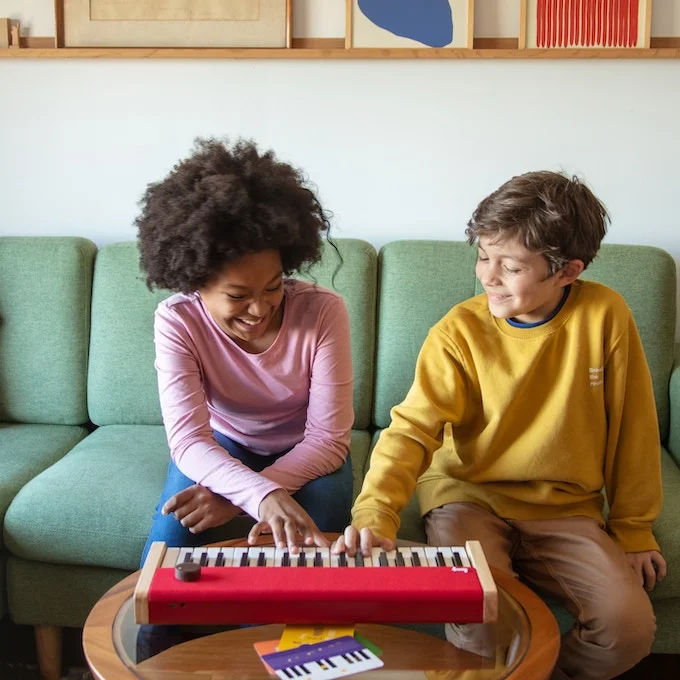 Pre-order Loog Piano