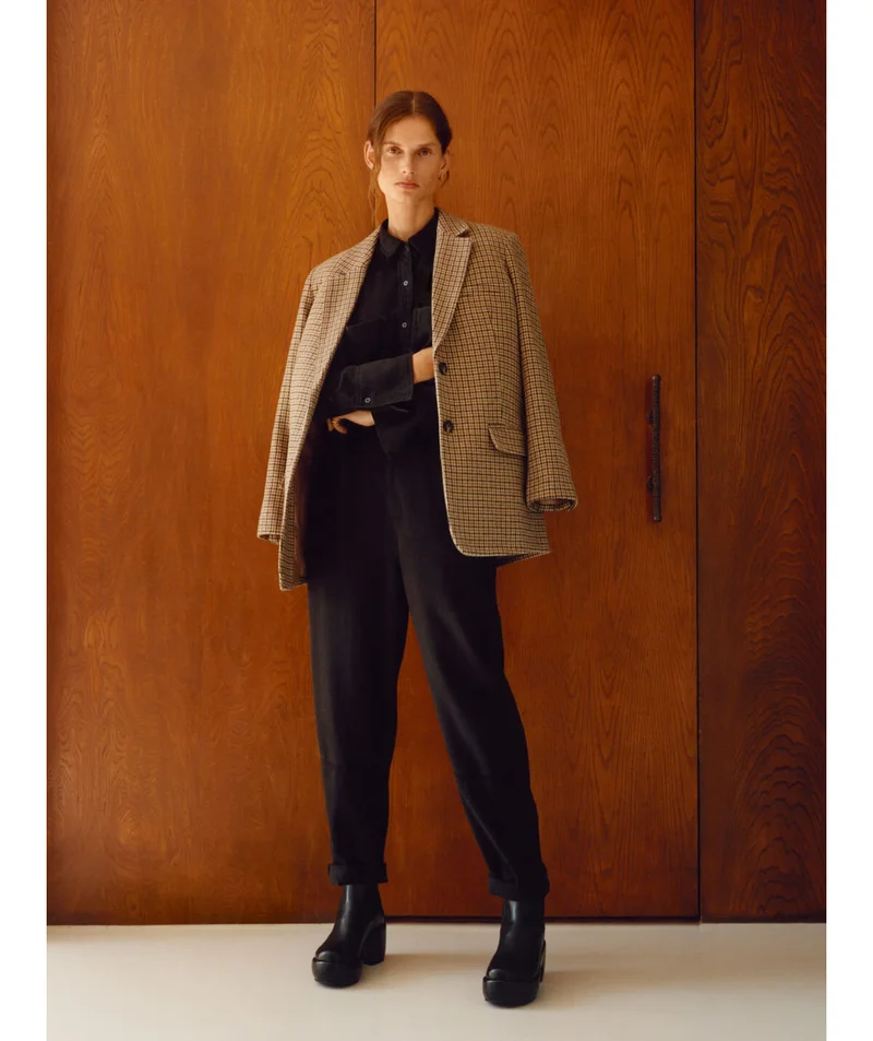 [image]The Italian Wool Oversized Blazer, $228, The TENCEL™ Boxy Shirt, $98,
The TENCEL™ Relaxed Chino, $118 and The Puffa Boot, $260