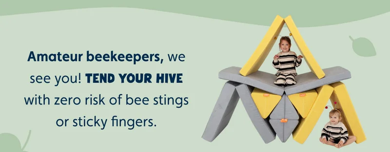 Amateur beekeepers, we see you! Tend your hive with zero risk of bee stings or sticky fingers.