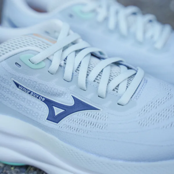 Mizuno Wave Sky 9