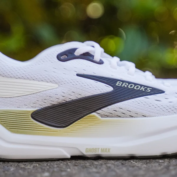 Brooks Ghost Max 3