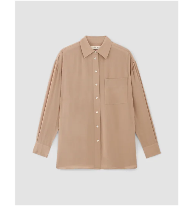 [IMAGE] The Boyfriend Shirt in Washable Silk | Chanterelle