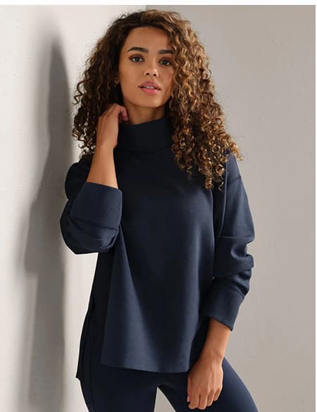 DreamGlow™ Mock Neck Pullover