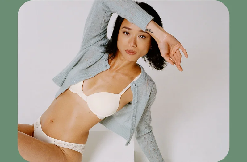 Ultimate Contour T-Shirt Bra in White Smoke