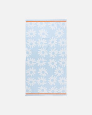 Rakastaa ei rakasta Bath towel
