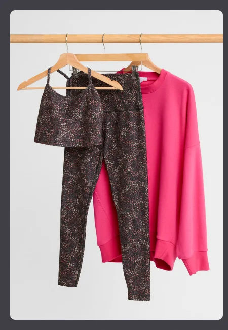 LuxeFleece Oversized Sweatshirt in Vivid Pink