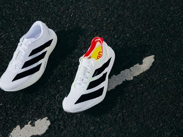 SS25 ADIZERO_INTRO PHASE_HERO SHOT (PRO 4 + EVO SL)