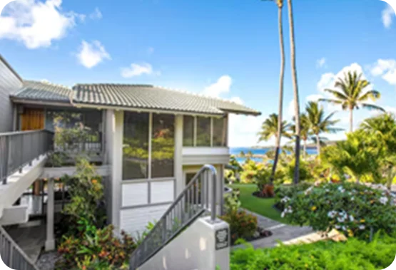 Unwind in a sun-drenched private home rental in Maui, Hawaii.