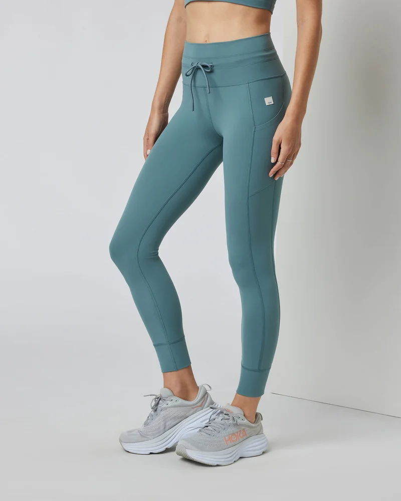 Image of Daily Pocket Legging | Iron