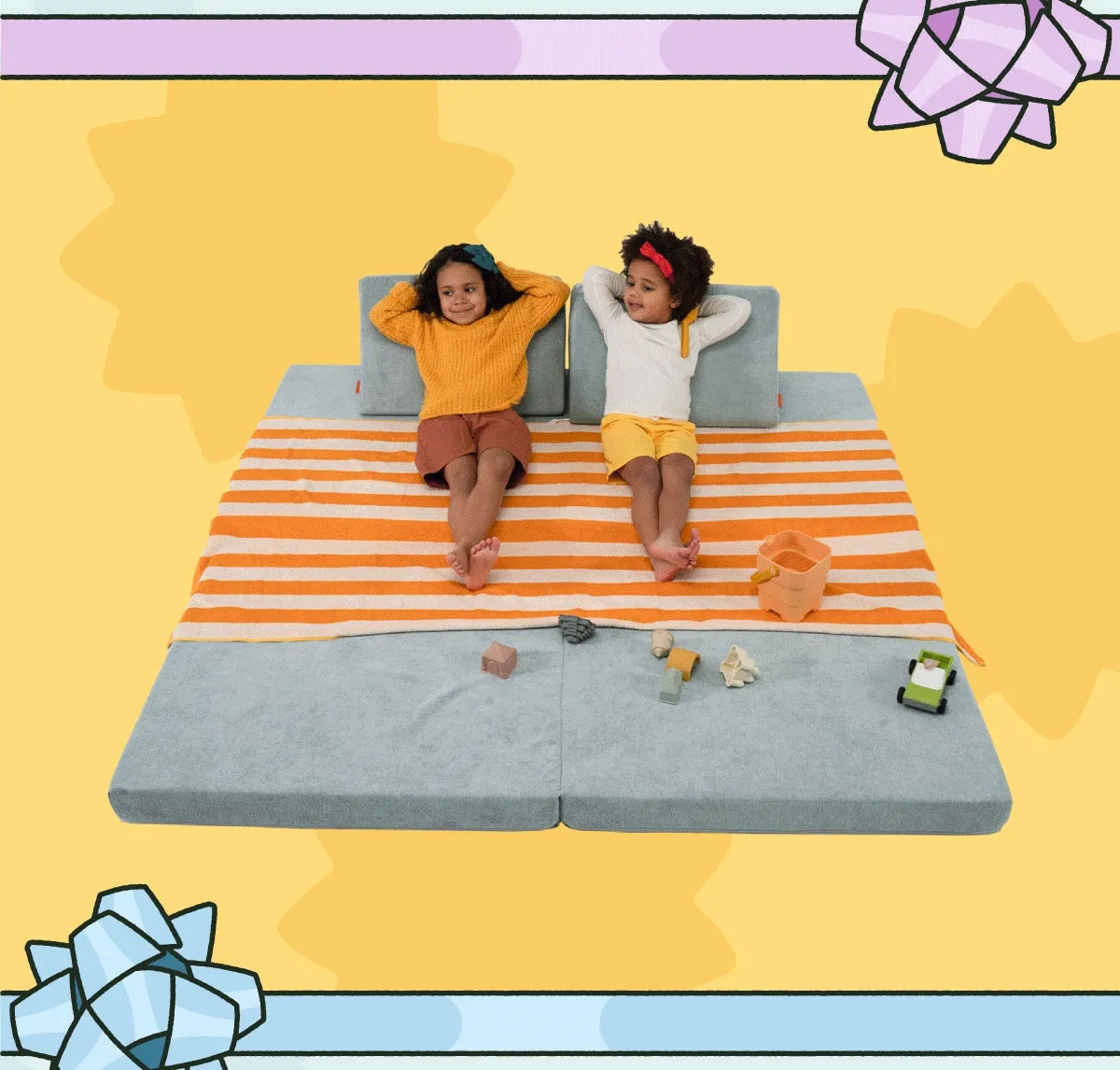 A rotating gif of Nuggets throughout the year featuring beach builds, fall builds, spring builds, winter builds.