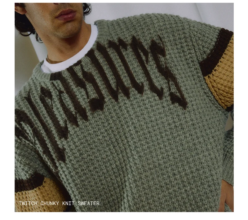 TWITCH CHUNKY KNIT SWEATER