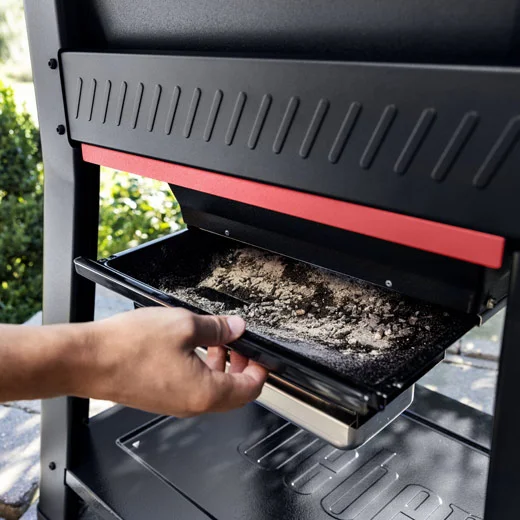 Clean up quickly with Pull and Clean Grease and Ash Management System