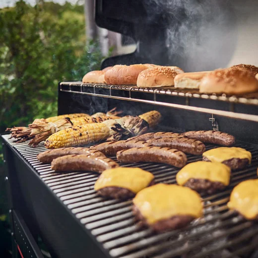 Fire up in 15 minutes* and regain temp quickly with Rapid React™ PID control