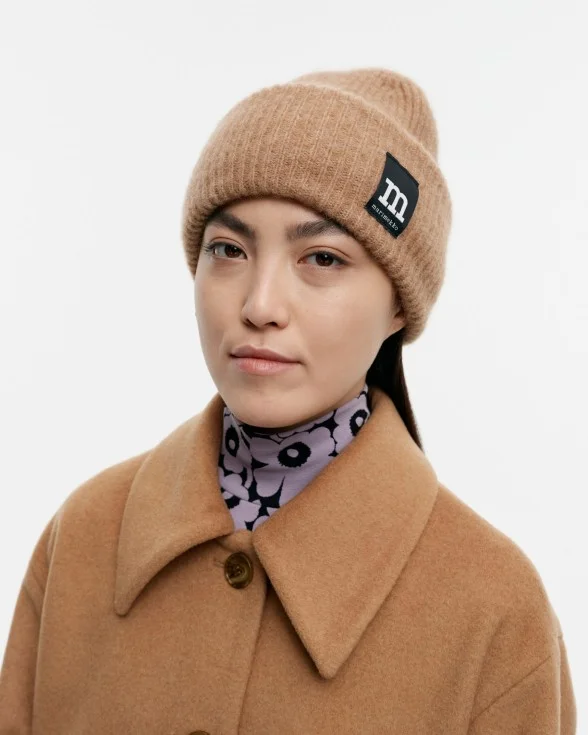 Pjettar Solid Beanie
