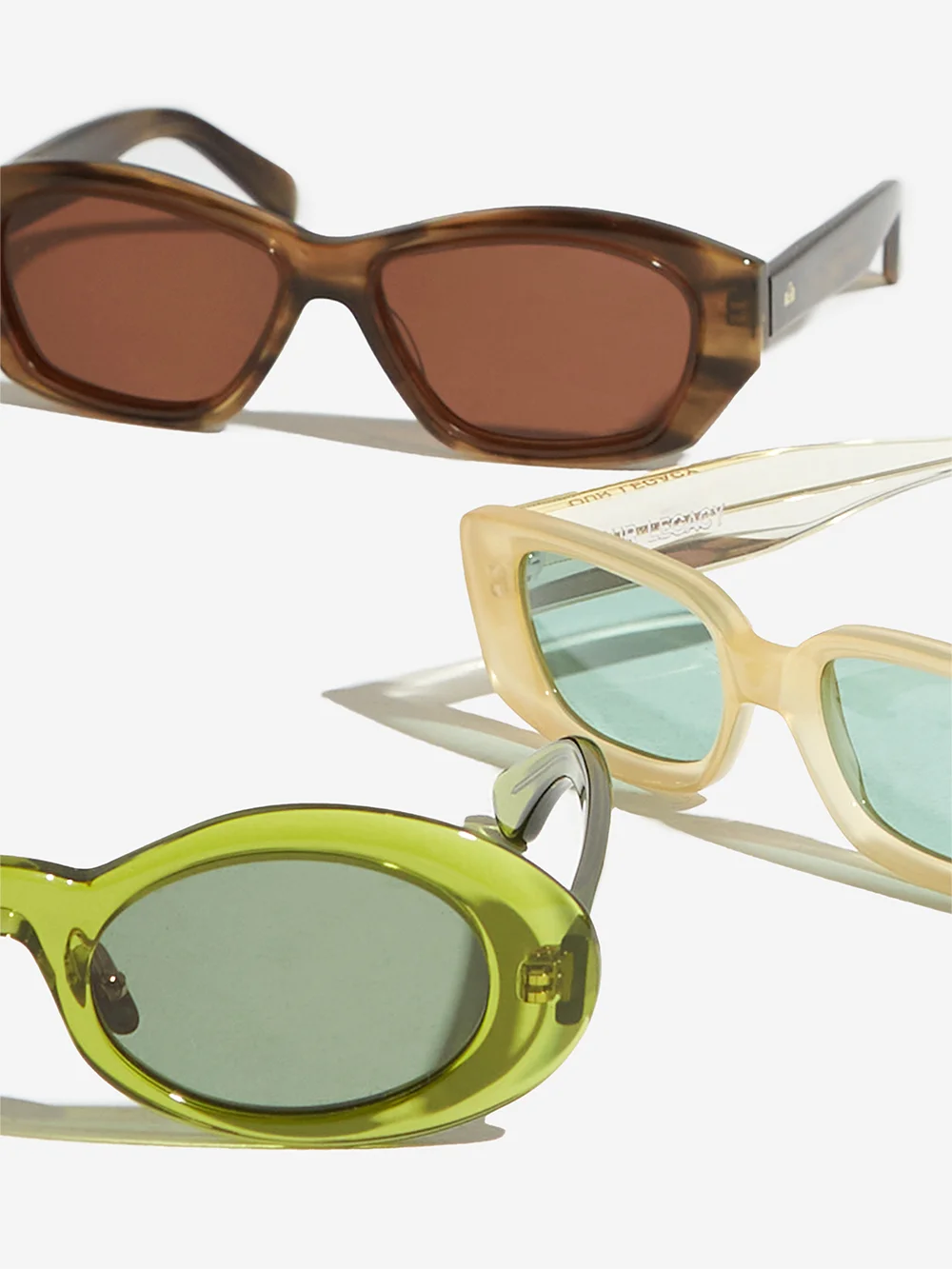 SUNGLASSES