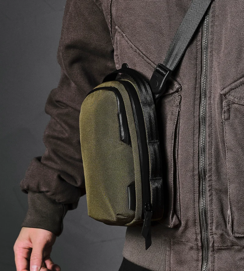 Metro Sling on body