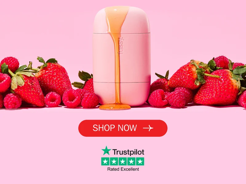 Case with scent notes