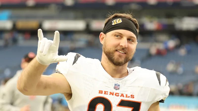 Bengals sign TE Tanner Hudson to one-year deal