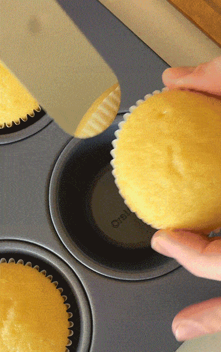 make mom the prettiest dessert ever