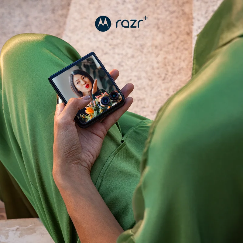 motorola razr+ 2024