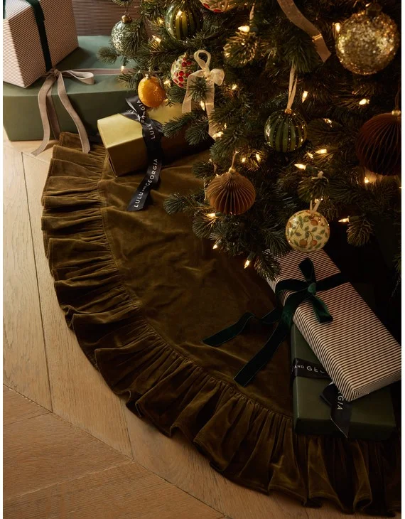 Mauree Velvet Tree Skirt-Olive